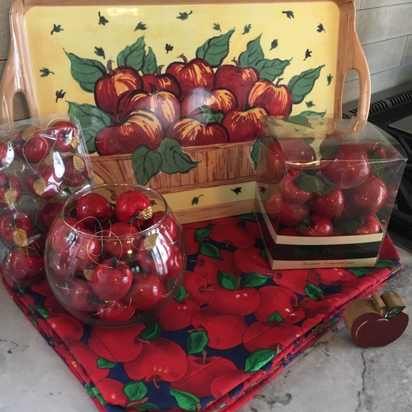Other - 🍎 RED APPLES Decor 🍎